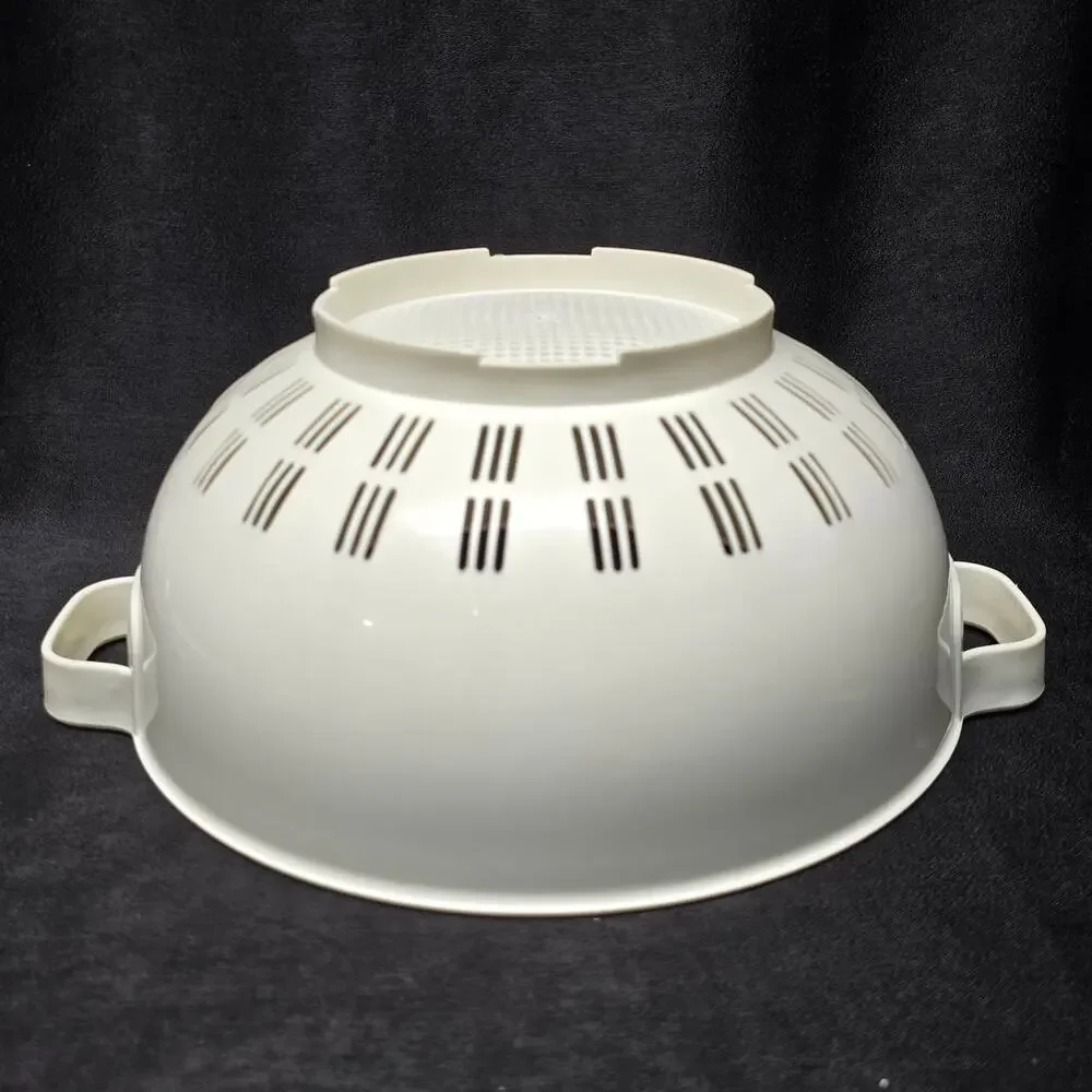 Vintage Kamenstein Colander Strainer White Large Sturdy Thick Plastic Kitchen